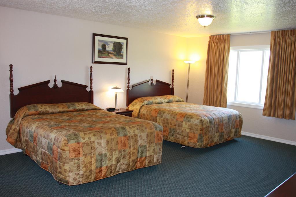 Western Royal Inn ティラムック 部屋 写真