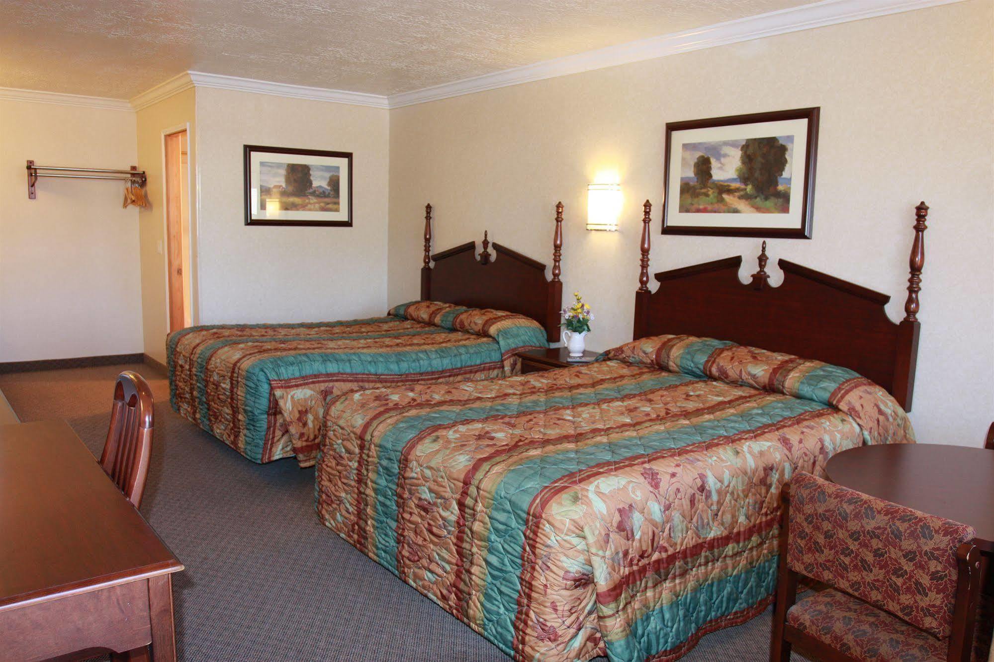 Western Royal Inn ティラムック エクステリア 写真